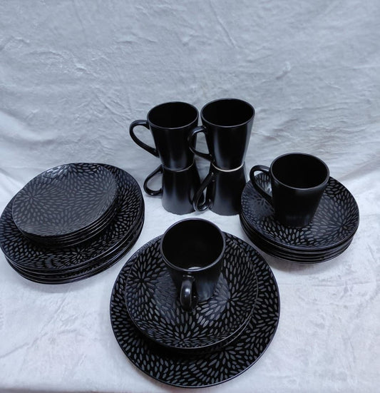 Frendorf | 24-teiliges schwarzes Dinner-Set