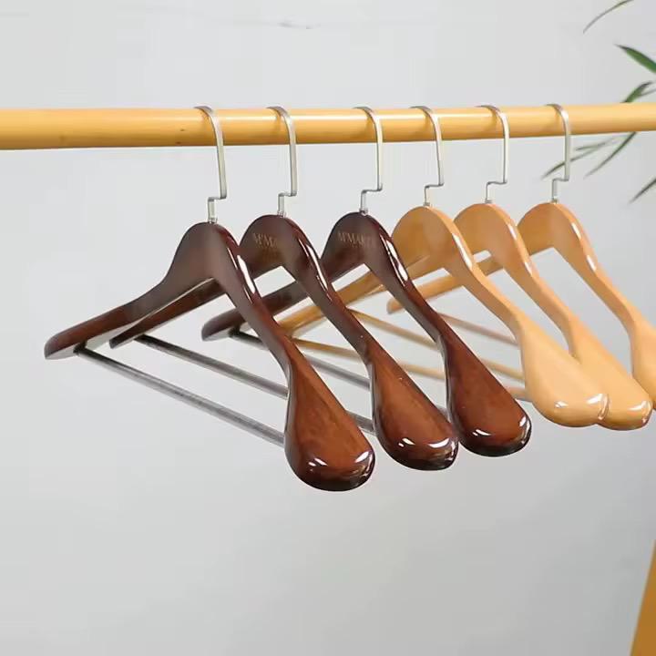 Frendorf | Breite Holzkleiderbügel 10 Stück