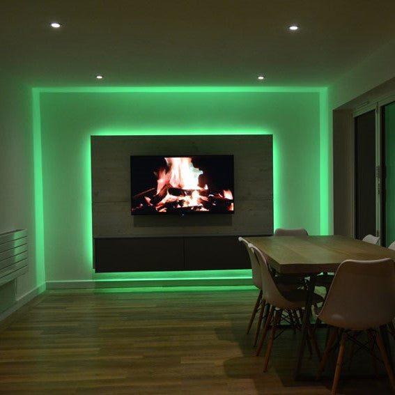 Wasserdichter Farb-LED-Streifen – Flexibles RGB-Licht mit Fernbedienung für drinnen und draußen – 5M/60 LEDs pro Meter