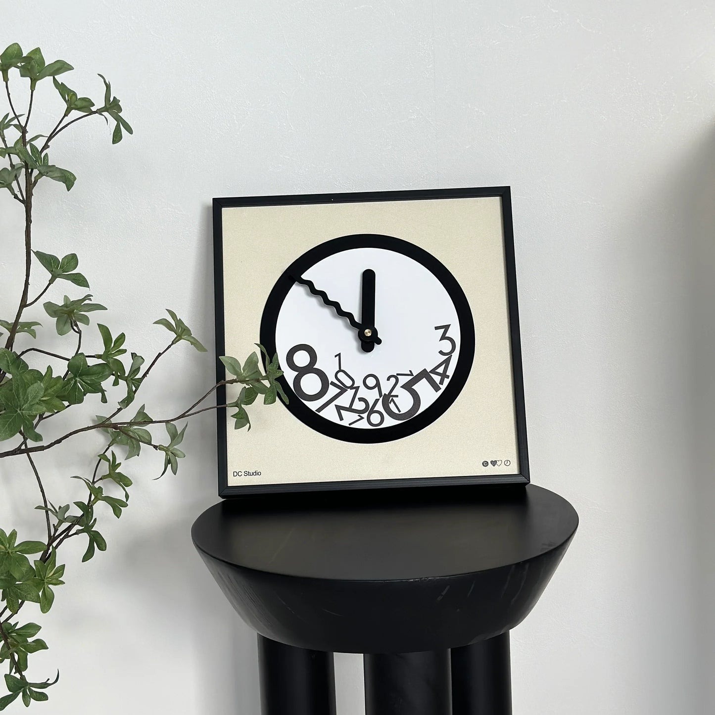 Falling Numbers Wanduhr
