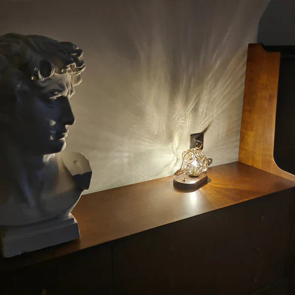 Frendorf | CrystalGlow - künstlerische Tischlampe aus Glas
