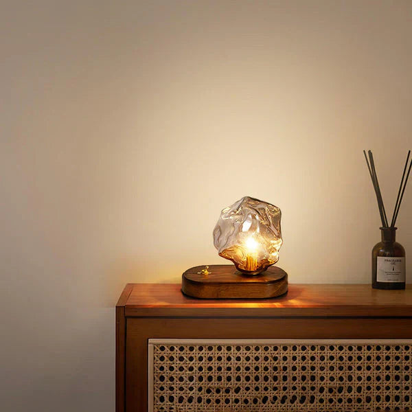 Frendorf | CrystalGlow - künstlerische Tischlampe aus Glas