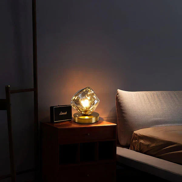 Frendorf | CrystalGlow - künstlerische Tischlampe aus Glas