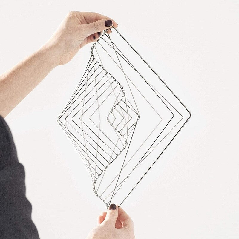 Innovative TOP Atellani Rotierende kinetische Windspiel Entspannungs-Metallkunst Geschenke Bürodeko Kinetrika Fibonacci