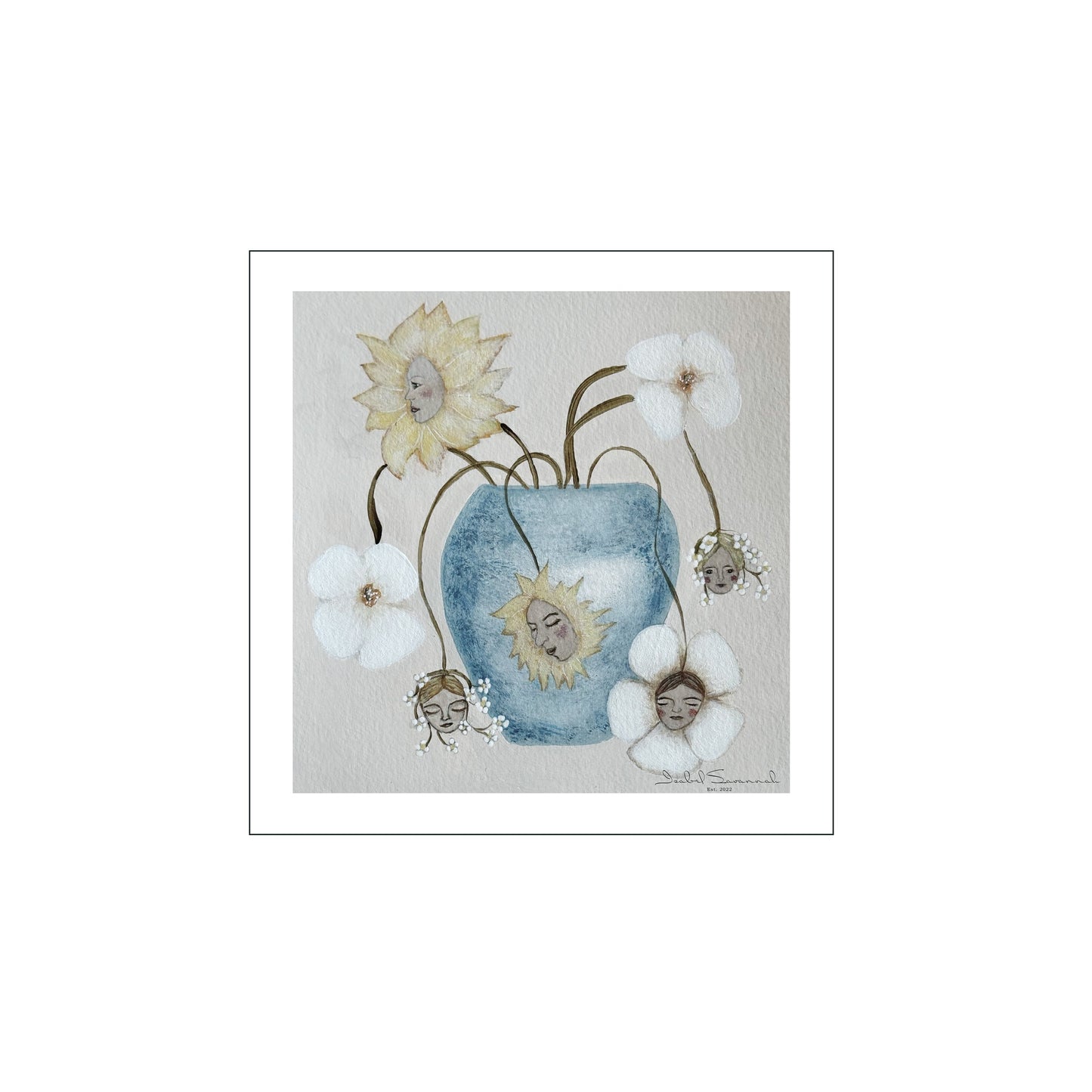 A vase of flowers so vived
