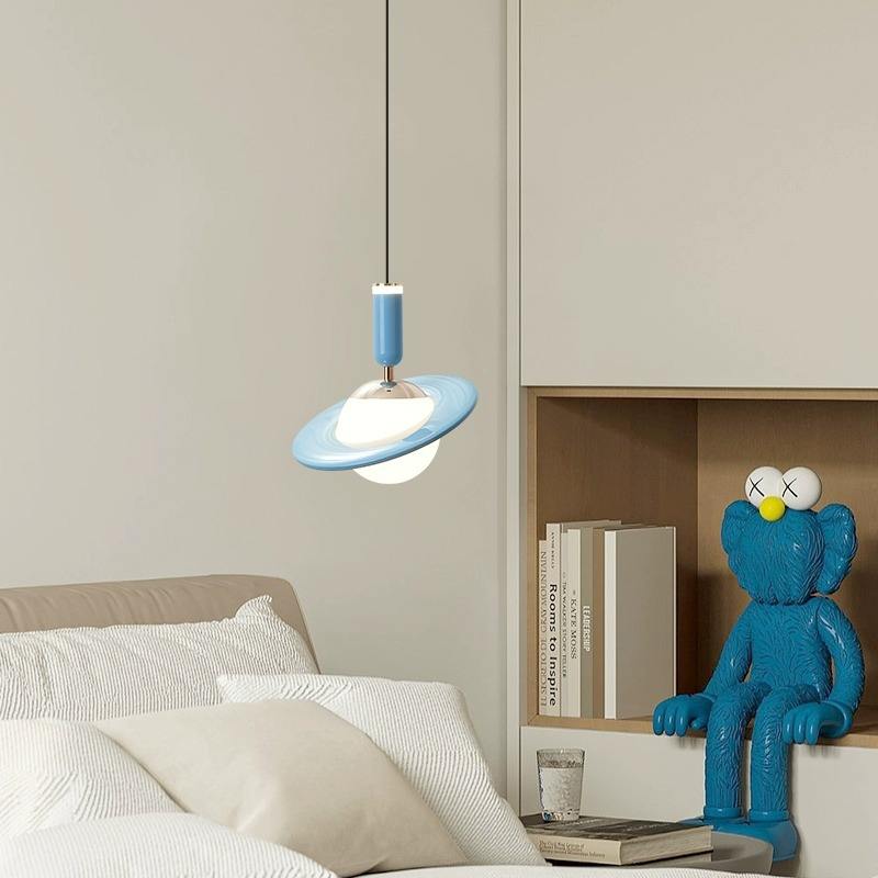 Frendorf | Orbium Saturn Design Pendelleuchte | Modernes Lichtkonzept | Elegantes Raumschiff-Design | Stimmungsvolle Beleuchtung