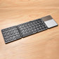 Frendorf | GK408 Dreifach wiederaufladbare kabellose Bluetooth-Tastatur mit Touchpad, unterstützt Android / IOS / Windows (Schwarz Grau)