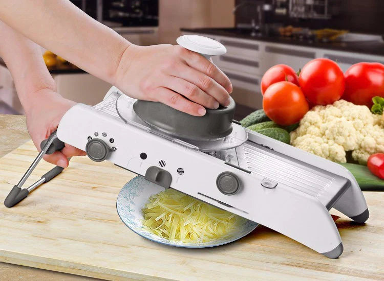 Frendorf | Mandoline Gemüseschneider – Professionelle Reibe mit Einstellbare 304 Edelstahl Klingen