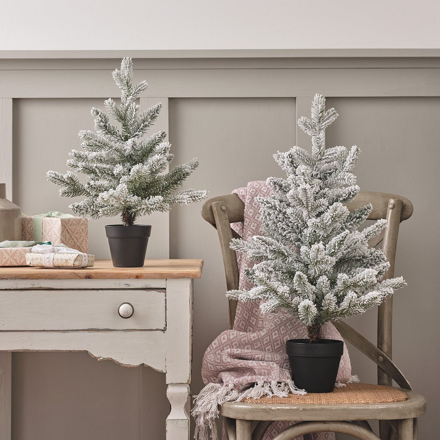 60cm verschneiter Weihnachtsbaum