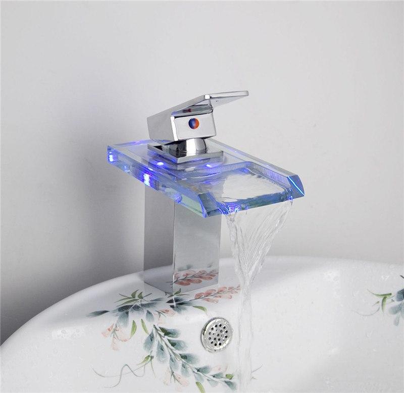 Frendorf | AquaNova LED Wasserhahn | Farbwechsel nach Wassertemperatur | Modernes Design | Langlebig & Sicher