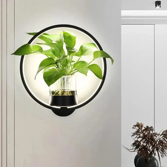 Moderne Wandlampe mit Pflanzenhalter – Stimmungslicht für eine grüne Note