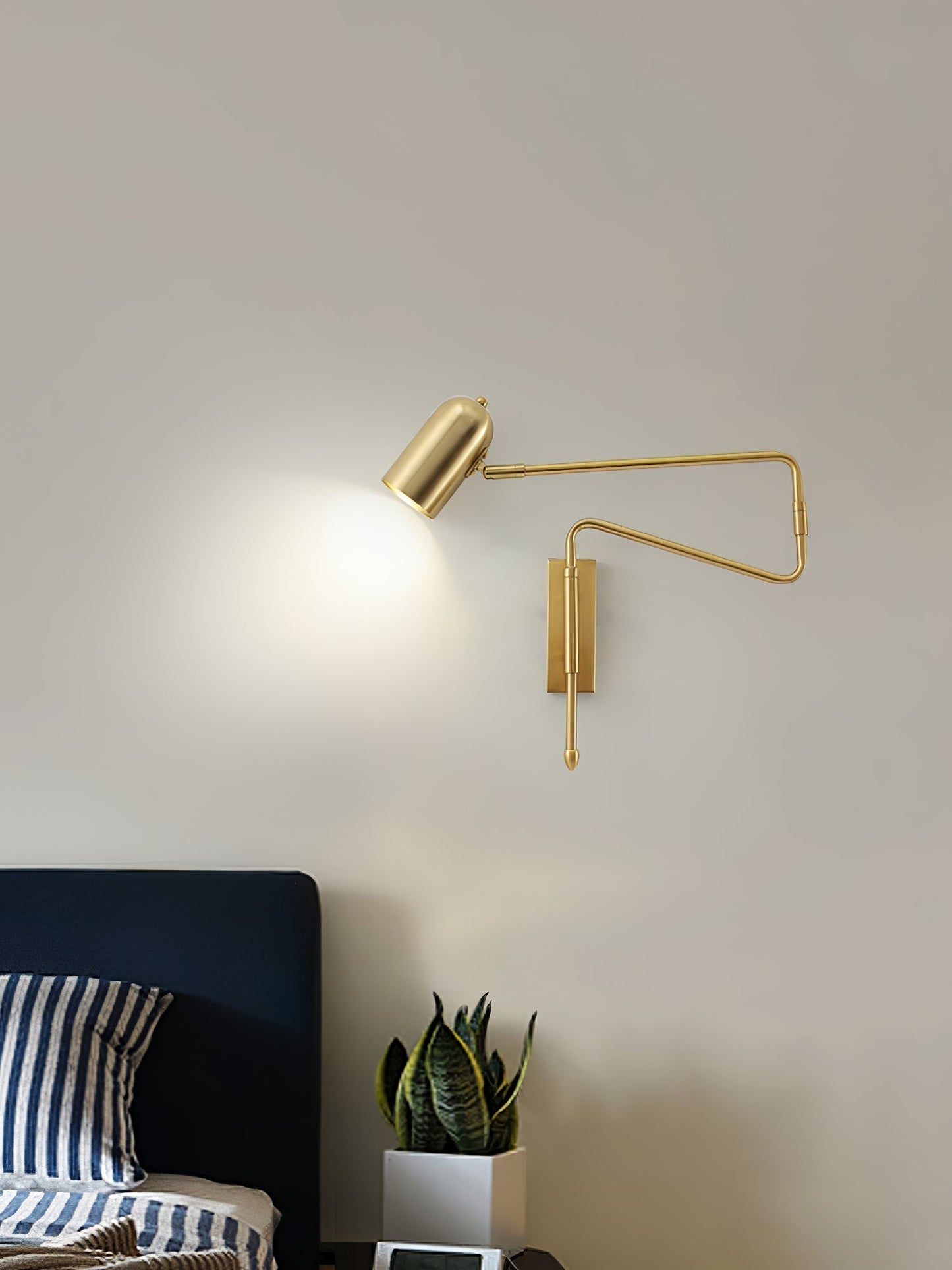 Frendorf | BeamFlex – Vielseitige Wandlampe mit flexiblem Arm