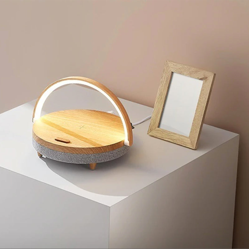 Frendorf | Louis - Multifunktionale Schlafzimmerlampe mit Bluetooth-Lautsprecher und drahtlosem Ladegerät