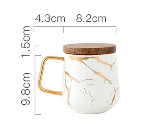 Marmormuster Kaffeetasse mit Goldverzierung