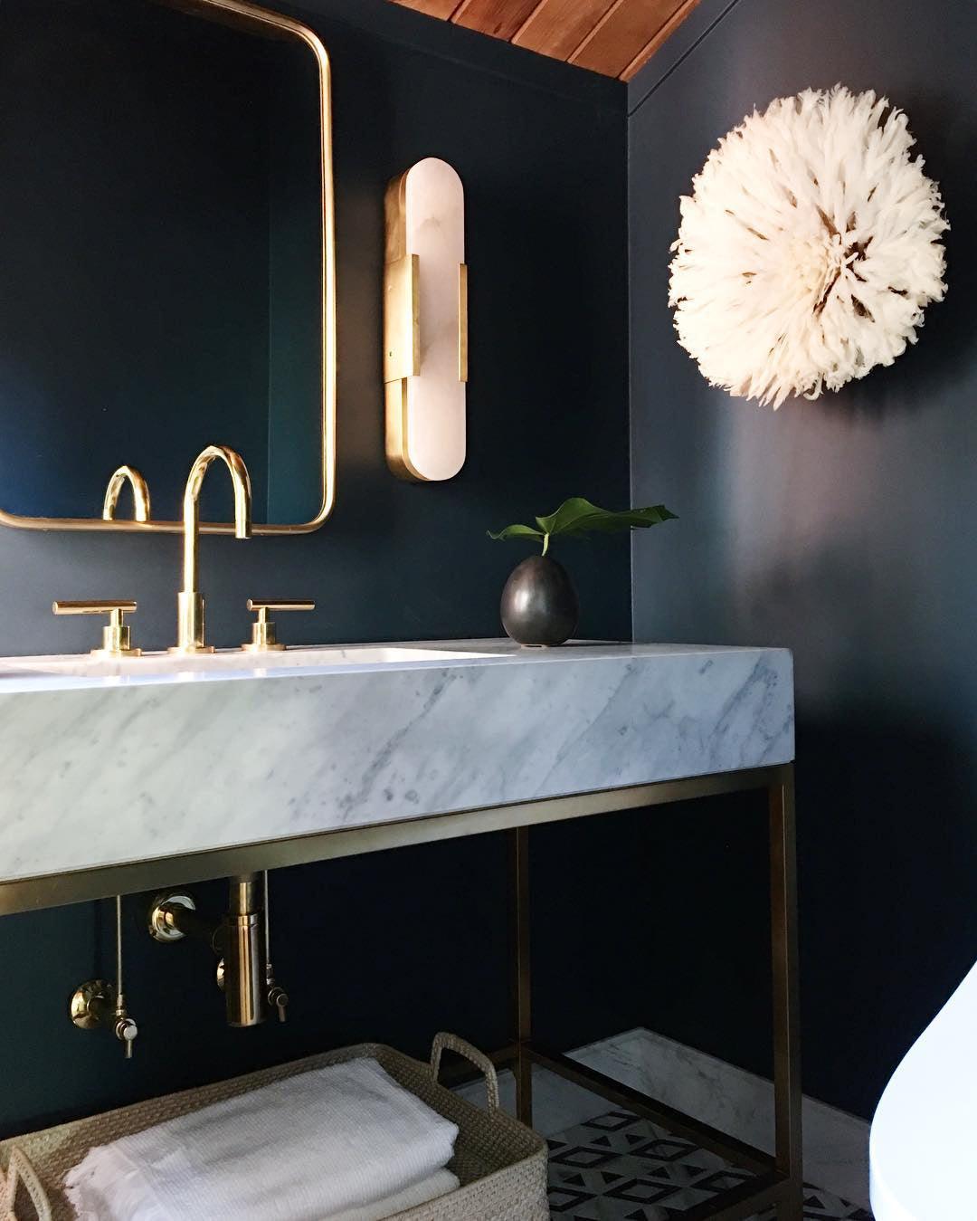 Frendorf | Bringen Sie einen Hauch von Eleganz mit unserer Alabasterlampe