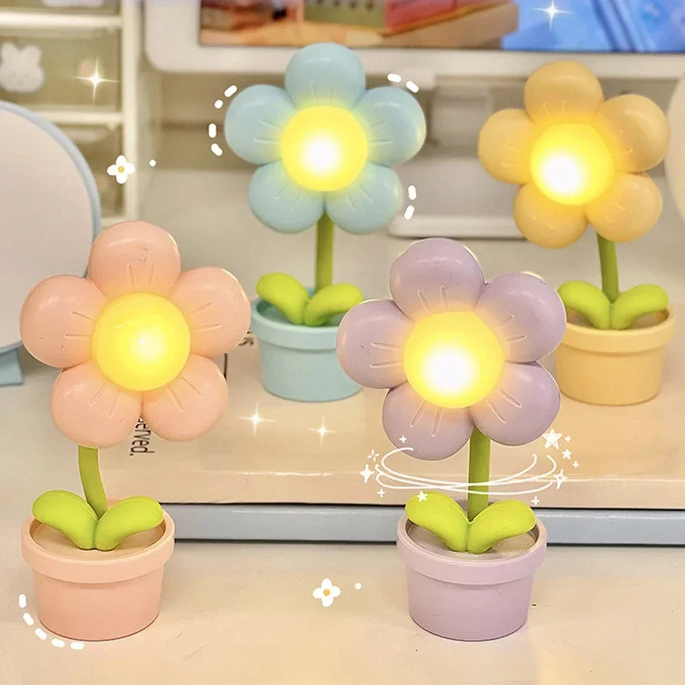 Frendorf | BloomAura – Elegante kleine Tischlampe mit Blumendesign für sanfte Beleuchtung