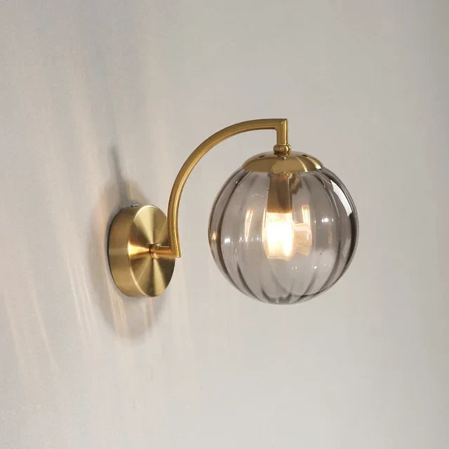 Frendorf | CrystalLux Moderne Glas Wandlampe | Elegante Applikation | Stilvolle Wandbeleuchtung für Zuhause