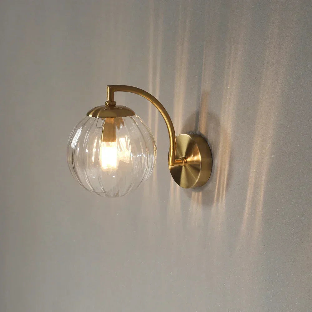 Frendorf | CrystalLux Moderne Glas Wandlampe | Elegante Applikation | Stilvolle Wandbeleuchtung für Zuhause