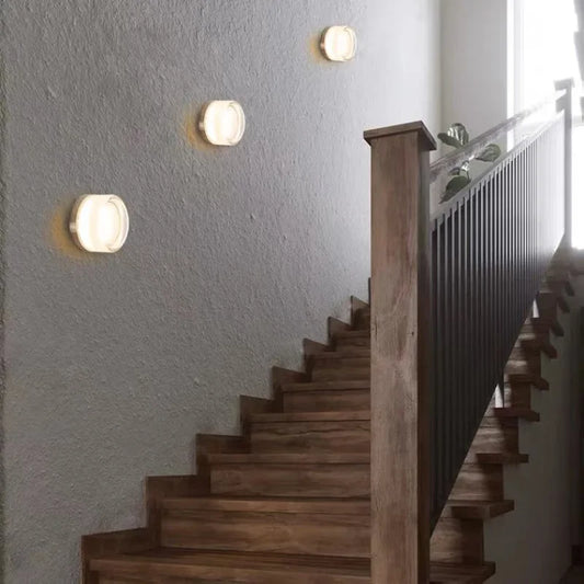 Frendorf - Moderne runde Wandleuchte für atmosphärische Eleganz