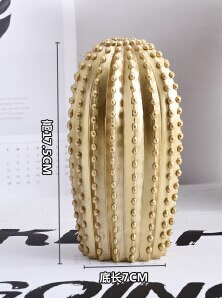 Neuer Nordischer Stil Goldene oder Weiße Kaktusornament Hausdekoration Harz Hübsche Kaktusfigur Handgefertigte Simulationspflanze für Zuhause & Laden
