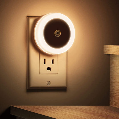 Nachtlichter Stecker in die Wand [4Pack], Nachtlicht mit Lichtsensoren, LED Nachtlicht für das Kinderzimmer, Baby Nachtlicht, Badezimmer Nachtlicht, Treppenlichter, Flurlicht