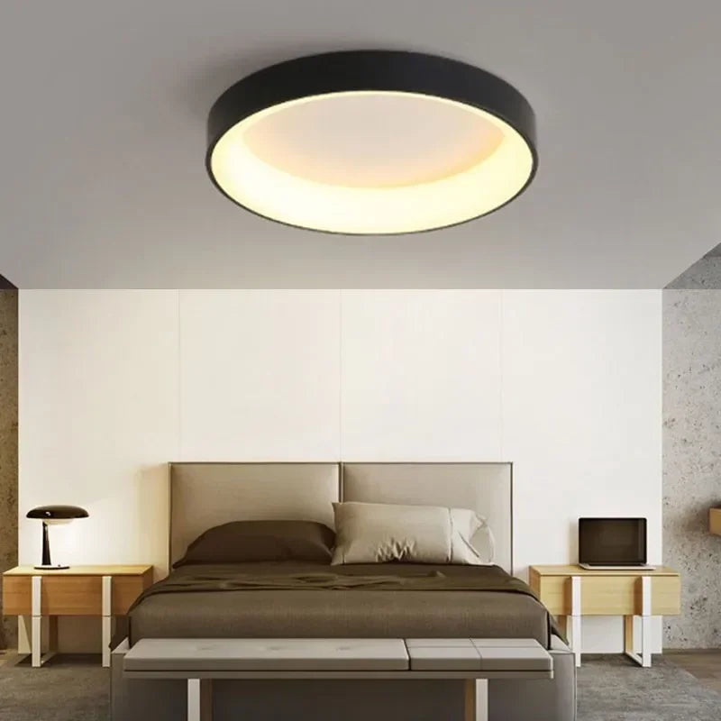 CelestialBeam - Runde norwegische LED-Deckenlampe für moderne Innenräume