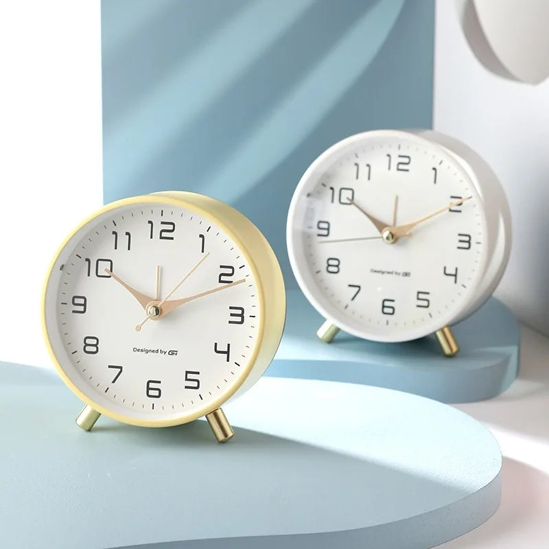 Frendorf | CalmTime - Modernes rundes lautloses Wanduhren