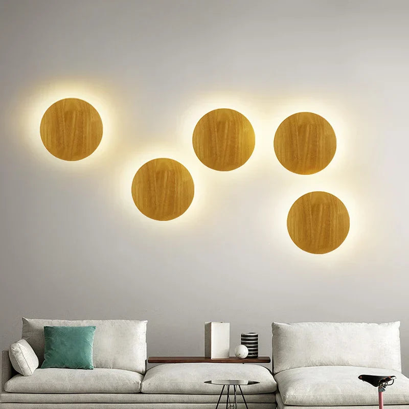 LuxeRadiant – Skandinavische Holz-Wandlampe