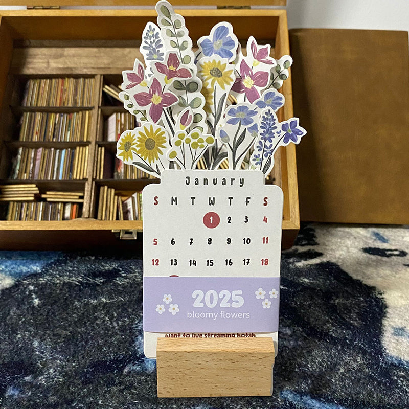 Frendorf | 2025 Bloomy Flowers Tischkalender
