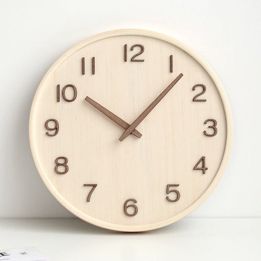 Analoge Holzwanduhr rund für das Zuhause