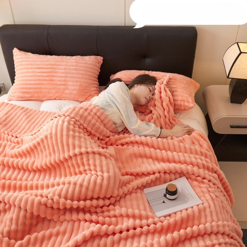 Frendorf | CosyLuxe – Kuscheldecke aus dickem Kaninchenplüsch & Milchsamt (inkl. 2 Kissenbezüge)