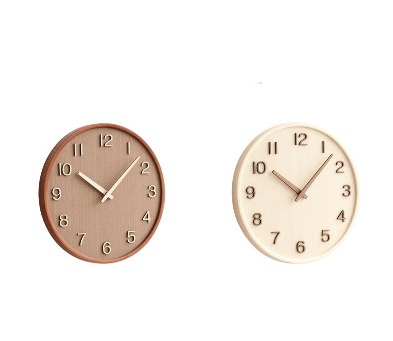 Analoge Holzwanduhr rund für das Zuhause