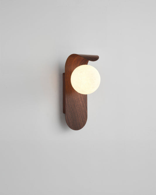 Frendorf | RetroSphere - Vintage sphärische Holz Wandleuchte
