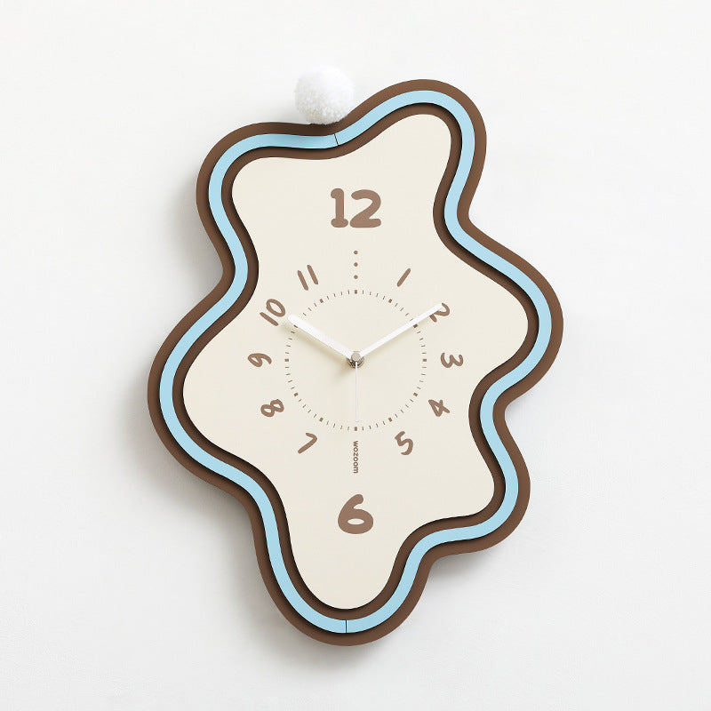 Kreative unregelmäßige Wanddekoration Silent Clock
