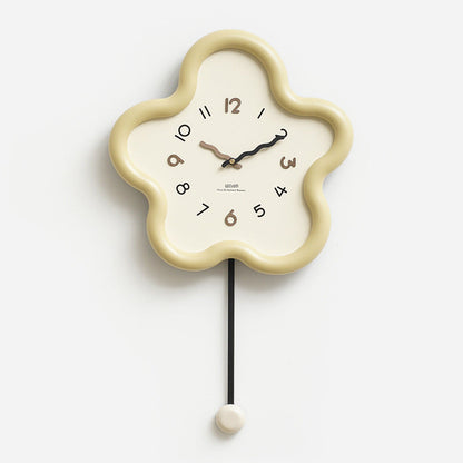 Süße Pendelstille Wanddekoration Uhr