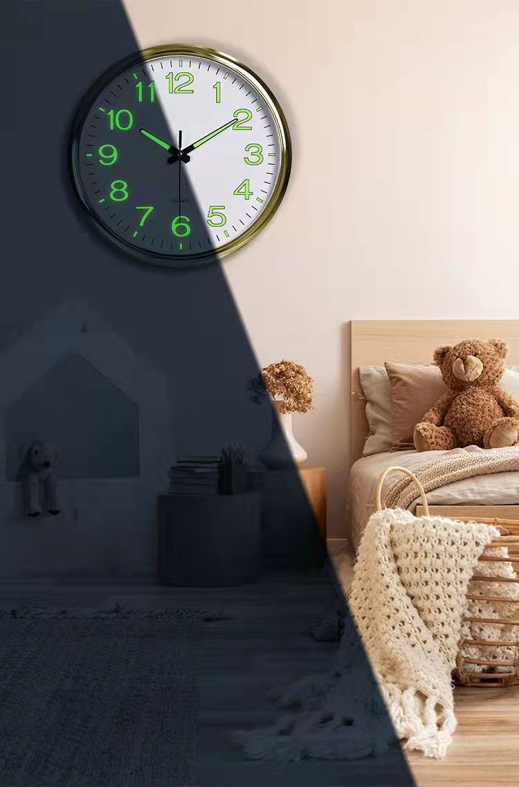 Leuchtende Klassenzimmer Stille Wanduhr 30 cm