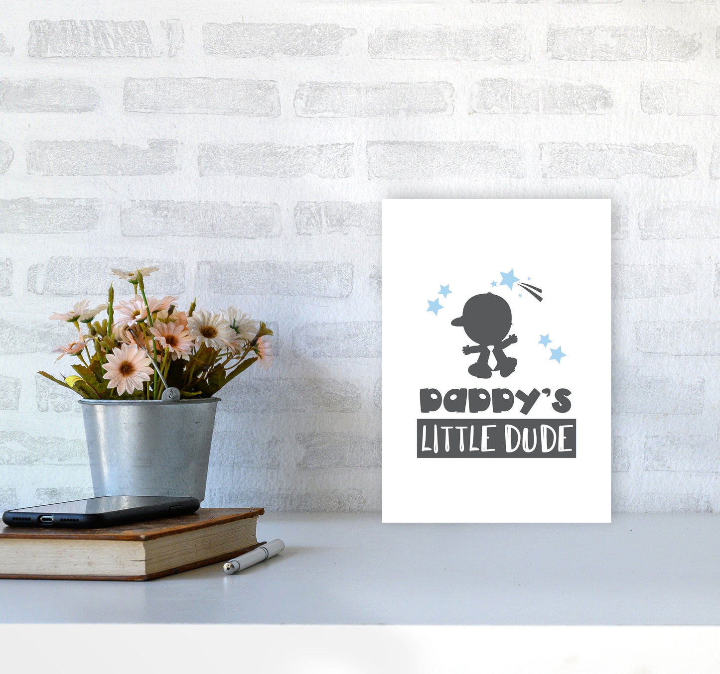 Daddy's Little Dude Gerahmter Kinderzimmer Wandkunstdruck