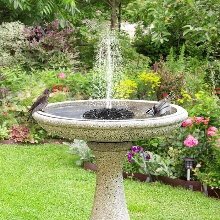 Frendorf | Sophia AquaGlow Solarbrunnen – Charmante Gartenzierbrunnen