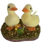 Frendorf | Enten-Szene - Charmante dekorative Figur mit adorablen Enten - Perfekt für Frühling, Ostern oder saisonale Wohnkultur, ideal zum Schaffen einer verspielten und naturinspirierten Atmosphäre
