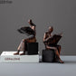 Reader Skulptur Buchständer Buchstütze Abstrakter Charakter Harz Statue Schreibtisch Dekoration Figuren Statuette Nordic Wohnkultur