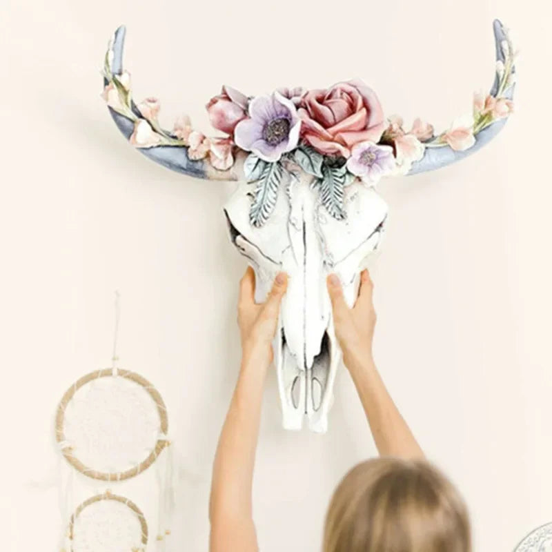 Kuhschädel - Bully - Wanddeko mit Blumen - Harz Wohnkultur