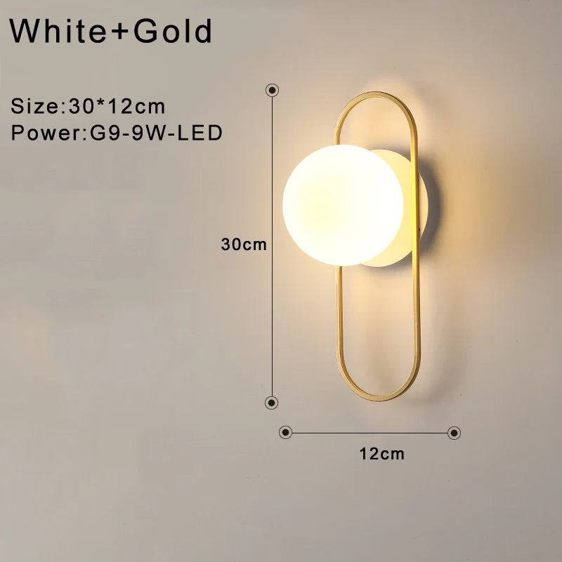 Frendorf | Innenglasball-LED-Wandleuchte – Moderne Wandleuchte mit G9 9W Birne für Schlafzimmer, Küche und Wohnzimmer - Schwarz & Gold Design
