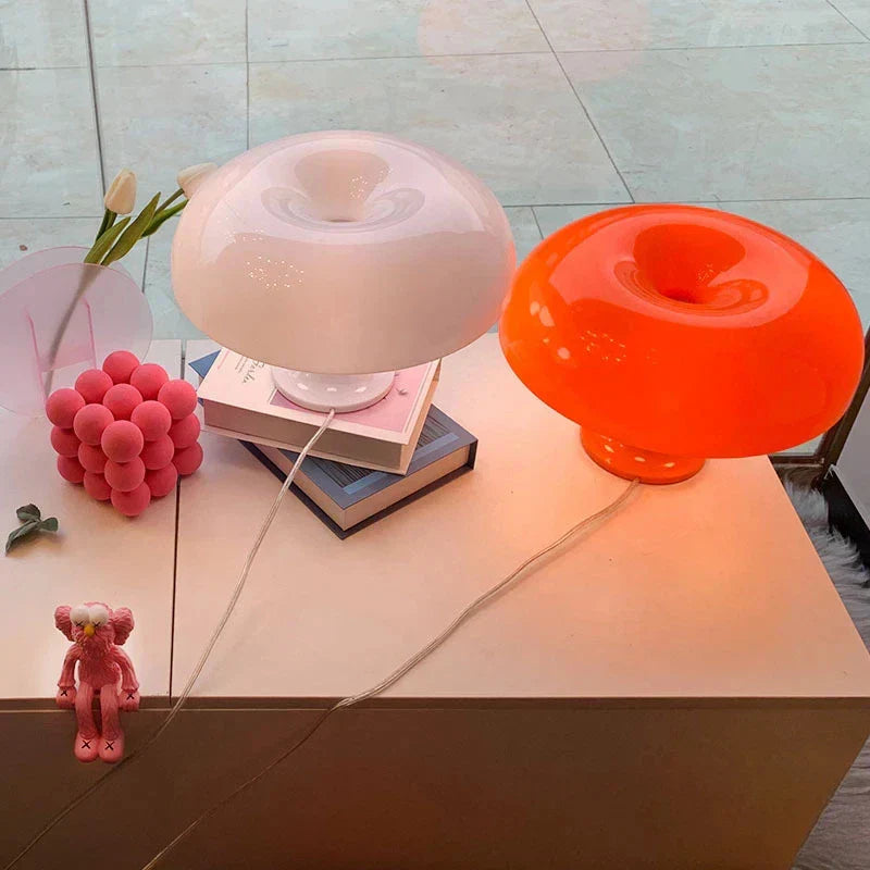 GlowMush - Verfeinerte Tischlampe mit Pilzdesign