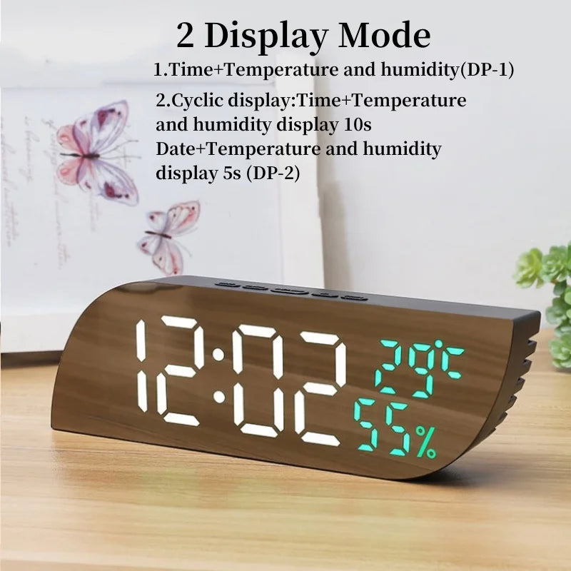 LED Digitalwecker mit Doppelanzeige & unbegrenztem Snooze