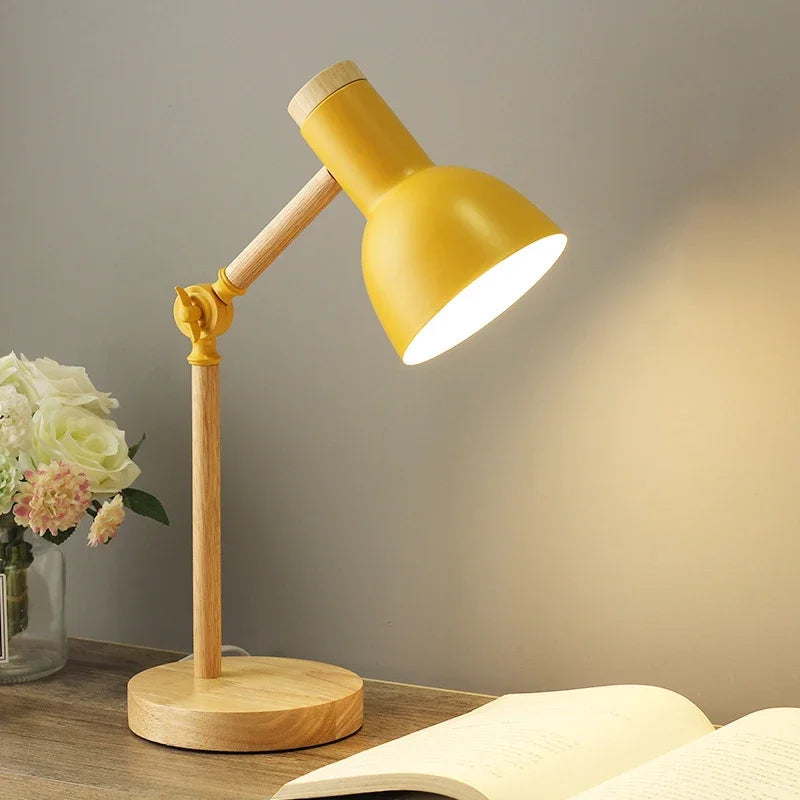 Frendorf Gefärbte Holztischlampe