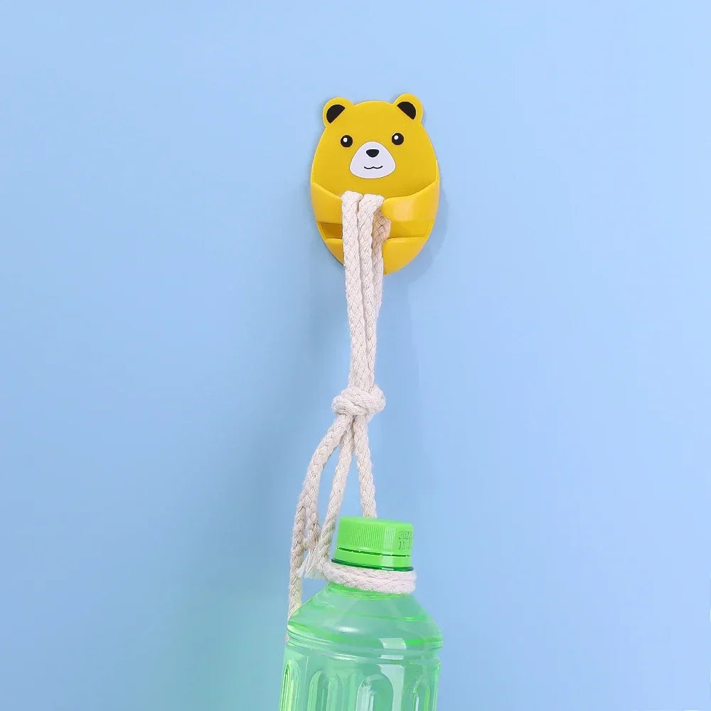 Frendorf | Bear Hug Selbstklebender Wandsteckerhalter