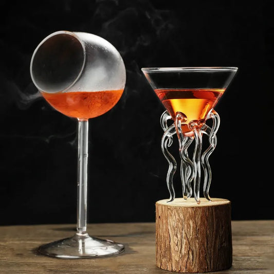 Kreatives Kugelfisch-Oktopus-Schwan-Vogel-Cocktailglas Transparentes Trinkglas mit Strohhalm Wein Saftbecher für Party Bar Nachtclub