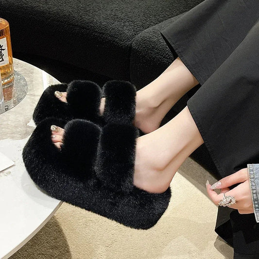 FuzzyElegance - Weiche Hausschuhe für Damen