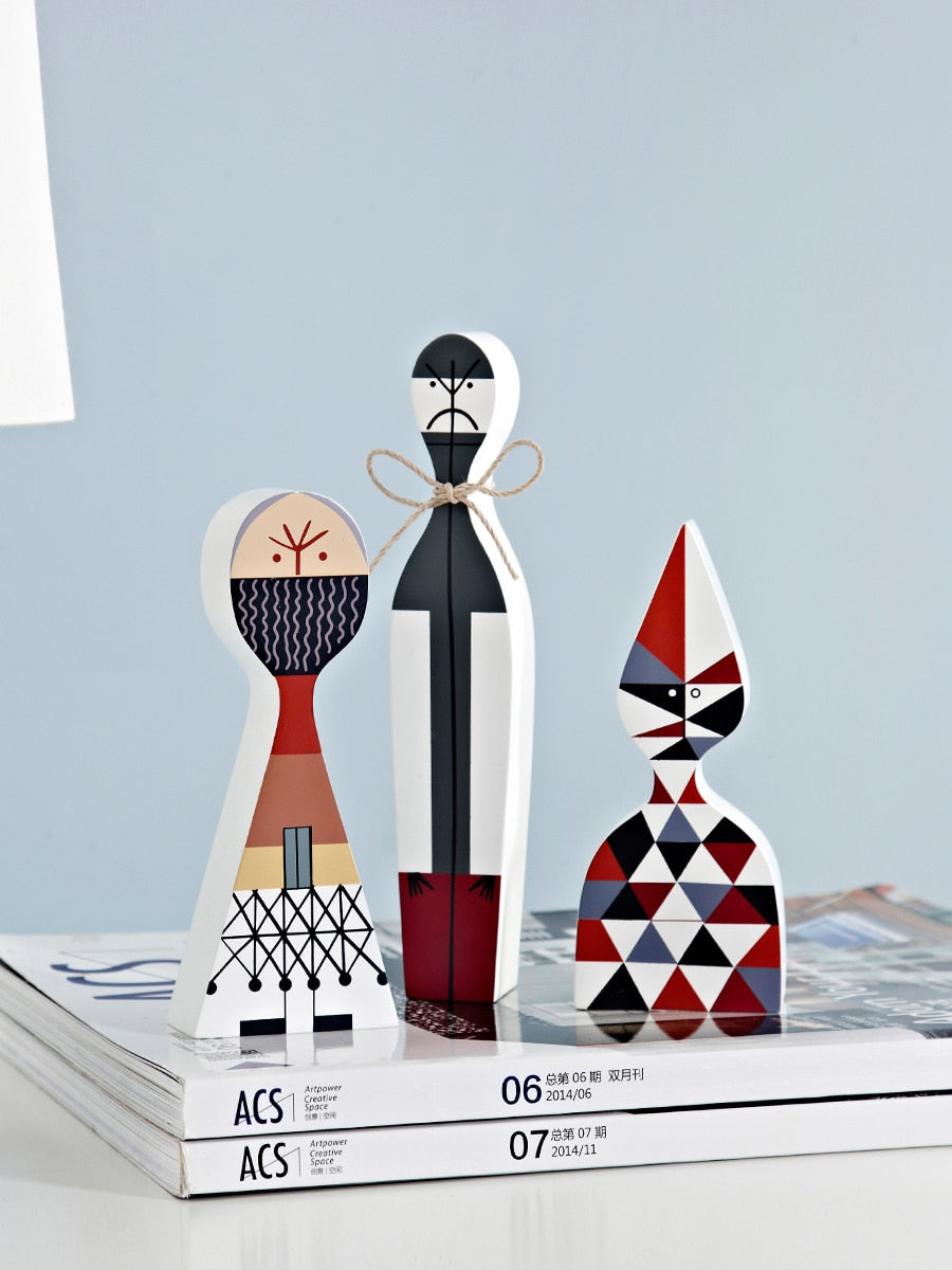 Handgefertigte Holzfiguren