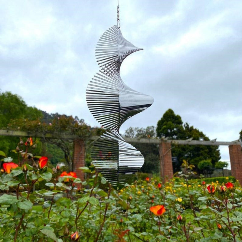 Drehbare Windspiele: Nordische Gartendekoration